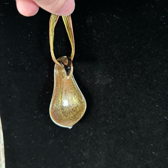 Tear drop Copper, Brown and White 
Pendant Necklace Brown and Green 
Ribbon. - Picture 3 of 4